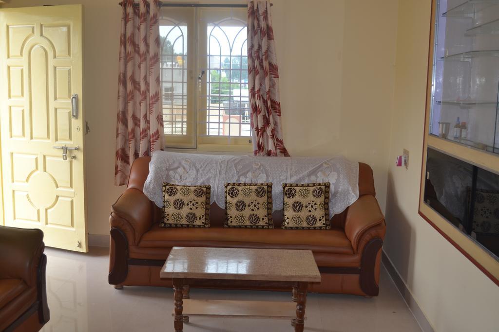 Manasvini Homestay-A Home In Mysore With Scenic View Екстериор снимка